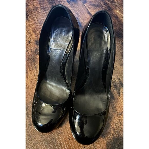 Tory Burch  Colin Patent Leather Black Glitter Pumps Size 7.5 - Picture 3 of 10